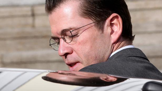 Karl-Theodor zu Guttenberg war einst Deutschlands beliebtester Politiker. Guttenberg: Neuer Anlauf zu Doktortitel