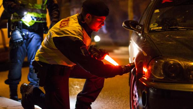 270 Beamte machten in der Nacht auf Samstag die Hauptverkehrsadern in Ostösterreich dicht
