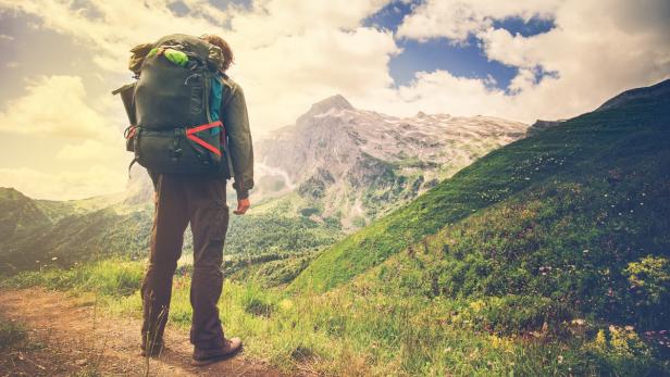 Statt auf Fernreisen setzen viele Menschen auf Wanderurlaube