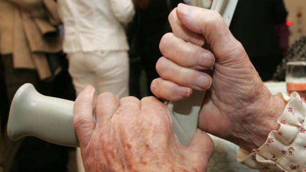 Kein Pflegeplatz für 101-Jährige