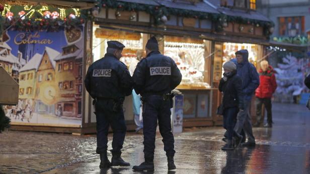In Frankreich ist dieser Tage mehr Polizei auf den Straßen zu sehen.