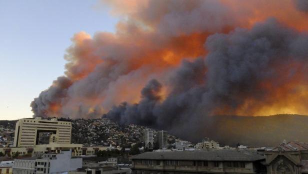 Smoke from a forest fire is seen in Valparaiso cit