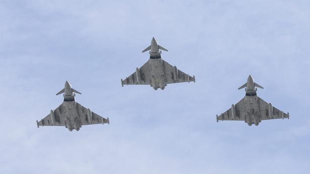 Drei Eurofighter-Kampfjets von der Royal Air Force