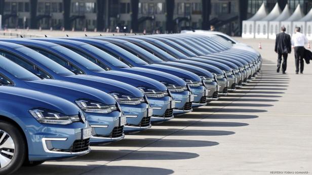 ... seien dies bei VW trotz neuem Verkaufsrekord nur 616 Euro gewesen, sagte Institutsleiter Ferdinand Dudenhöffer.
