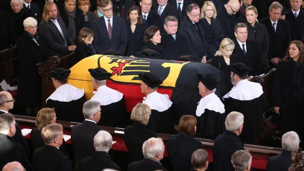 GERMANY PEOPLE SCHMIDT FUNERAL Letzte Ehre für Helmut Schmidt.