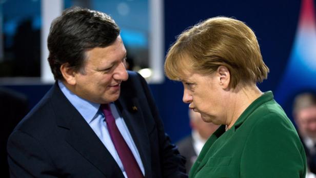 Merkel wehrt sich gegen Eurobonds