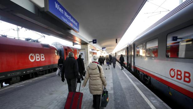 Die zusätzlichen 9 Railjets sollen Intercity-Züge ersetzen.