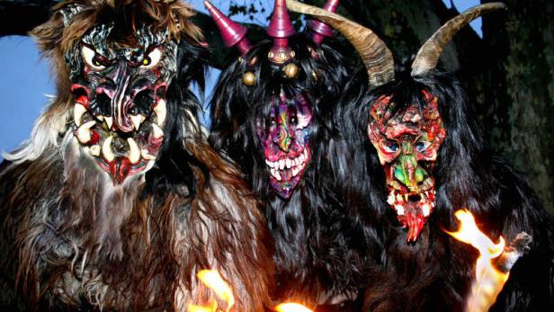 Perchten Berndorf lehren seit 25 Jahren das Fürchten