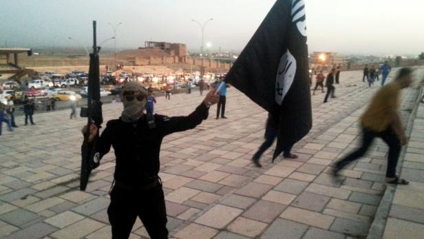 IS-Kämpfer in Mosul, aufgenommen im Juni 2014.