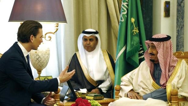Empfang bei König Salman (re.): Kurz diskutierte auch heikle Themen wie Menschenrechte