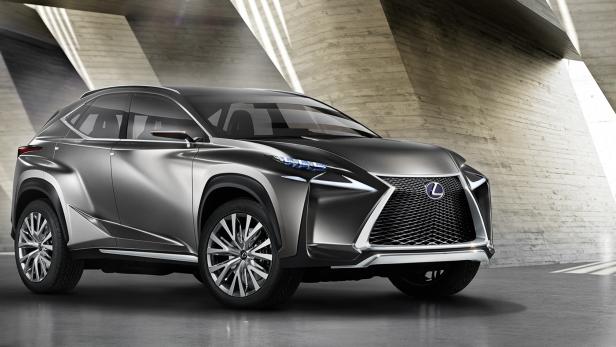 Lexus LF NX