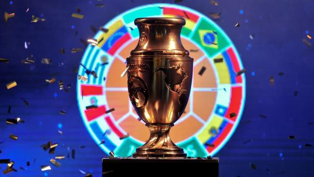 Der Pokal der Copa America Centenario