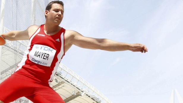 Gerhard Mayer of Austria competes during the men&#039;s discus throw qualifying event at the IAAF World Championships in Daegu August 29, 2011. REUTERS/Kai Pfaffenbach (SOUTH KOREA - Tags: SPORT ATHLETICS)