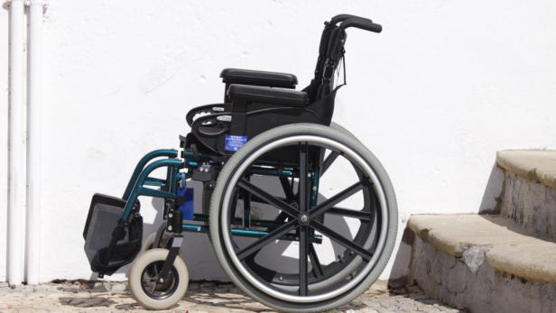 Rollstuhl-Überfall von Opfer vorgetäuscht