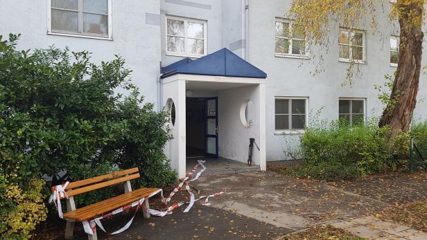 Wien: 15-Jähriger vor Haustüre mit Messer attackiert