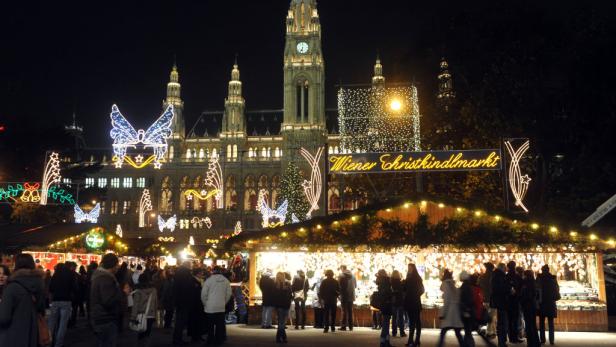 Punsch und Christkinderl: 11 schöne Weihnachtsmärkte in Österreich