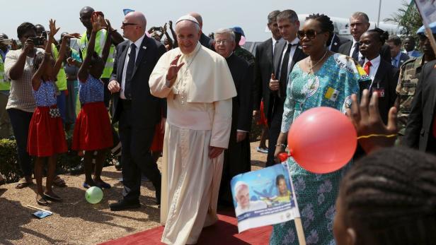 Papst Franziskus bei seiner Ankuft in Bangui.