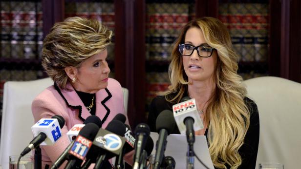 Jessica Drake und ihre Anwältin Gloria Allred