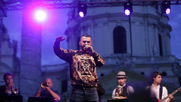 Einen Vorgeschmack auf seine Tour gab Nazar im Juli 2014 beim Pop-Fest am Karlsplatz. FOTO: APA/GEORG HOCHMUTH
