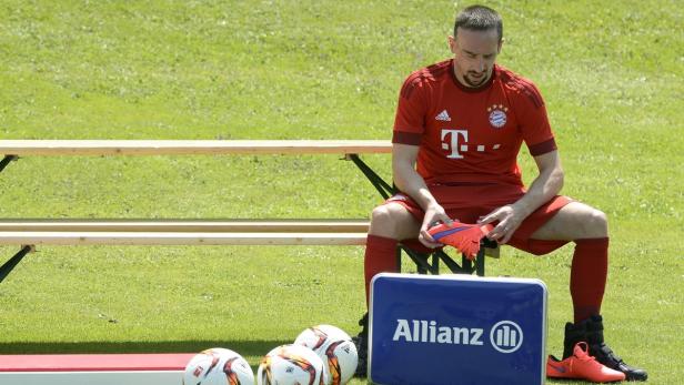 Franck Ribery trainiert wieder mit seinen Mannschaftskollegen.