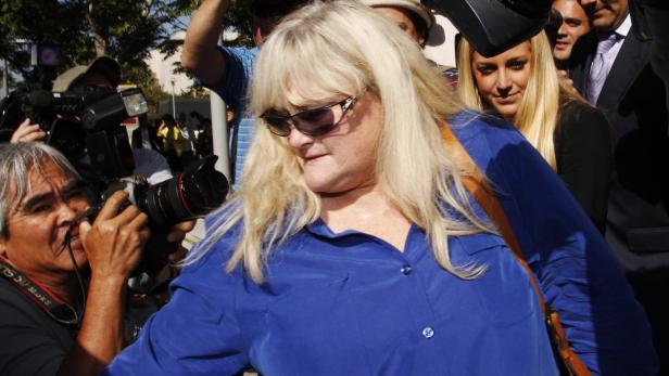 Rowe, ex-wife of singer Michael Jackson, leaves af