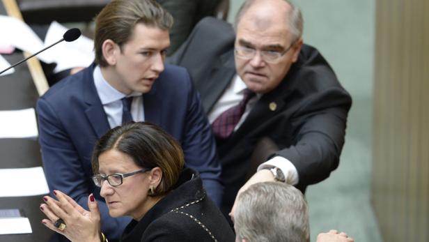 Integrationsdebatte auch in der ÖVP: Kurz, Brandstetter, Mitterlehner. Innenministerin Mikl-Leitner hält sich noch heraus.