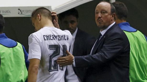 Peinlich: Rafael Benitez leistete sich mit dem Einsatz von Tscheryschew einen bösen Patzer.