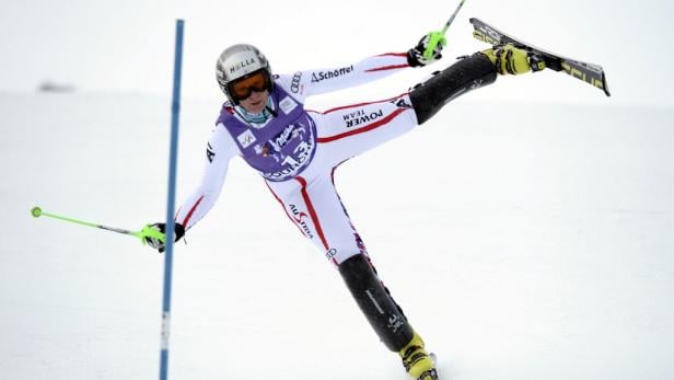 Sorgenfrau Nicole Hosp