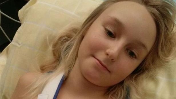 Die neun Jahre alte Jessica hatte nach der OP im Wiener AKH noch Schmerzen und erholt sich nun zu Hause