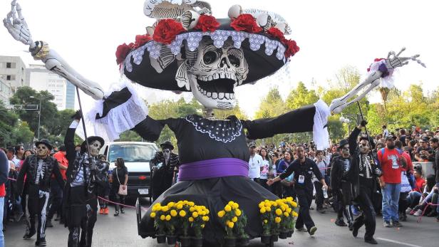 Mexiko City feierte erste "Tag der Toten"-Parade