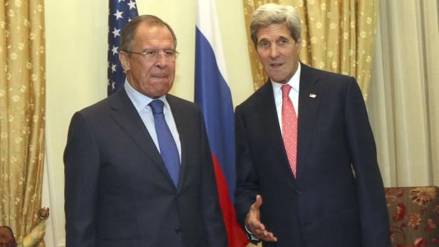 Der russische Außenminister Sergej Lawrow und U.S. Außenminister John Kerry.