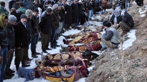 Türkei: Dutzende Tote bei Luftangriff