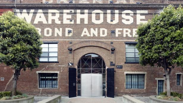 Oriental Warehouse Loft