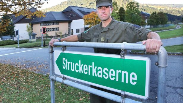 Reinhard Lüftenegger, Kommandant der Struckerkaserne, fürchtet um die Zukunft von 69 Bediensteten.