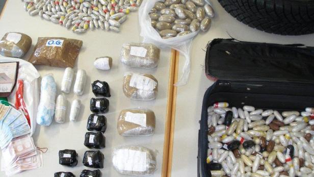 Wiener Polizei hob Drogenring aus: 50 Festnahmen