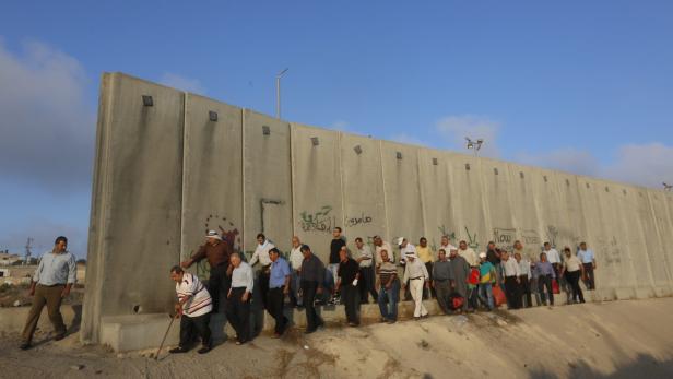 Israelis und Araber trennt nicht nur eine Mauer