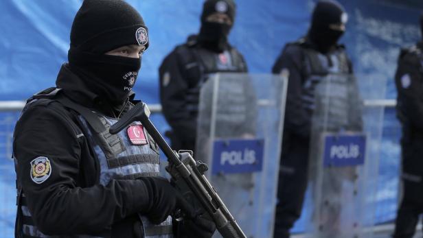 Türkische Polizisten in Istanbul.