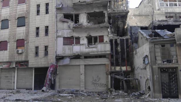 Syrische Armee bombardiert weiter Städte