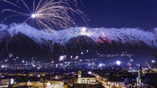 Feuerwerk über Innsbruck.