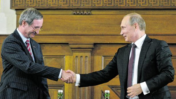 &quot;Diktatur.&quot; - Wladimir Putin zeigt sich beeindruckt von Christoph Leitls Amtszeit in der Wirtschaftskammer.