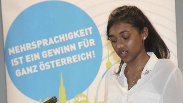 Lisney Wimasha Fernando (HLW Tulln, NÖ, Singhalesisch/Erstsprache) würde so manche Wörter gerne nicht hören!