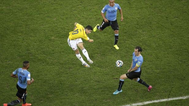 Traumtor: James Rodriguez brachte Kolumbien in Führung, legte später nach.