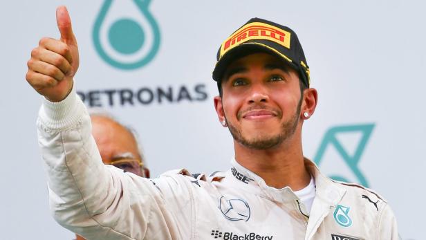 Hamilton und Mercedes setzen ihre Zusammenarbeit fort.