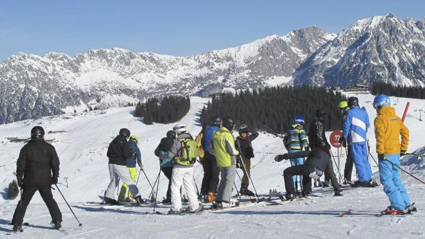 Der erste Neuschnee im Jänner lockte wieder mehr Tagesskifahrer auf die Pisten