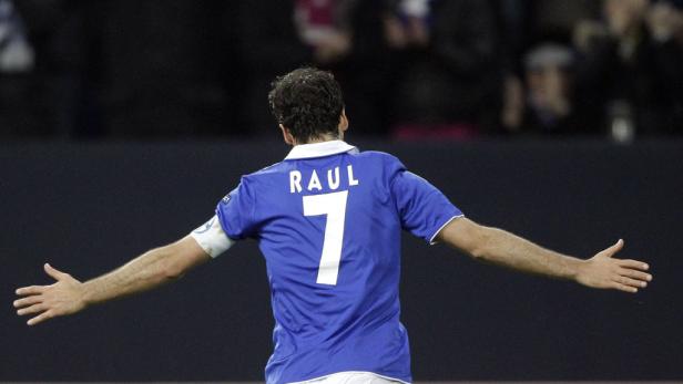Raul verlässt Schalke