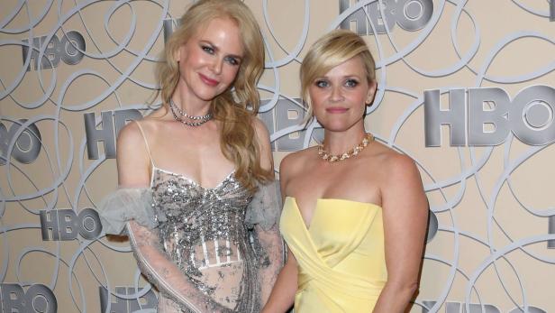 Nicole Kidman konnte in ihrem transparenten Glitzerkleidchen von Alexander McQueen nicht wirklich überzeugen, ebenso wenig wie Busenfreundin Reese Witherspoon in Versace. Top und Flop am Red Carpet der Golden Globes: