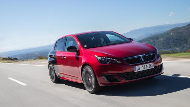 PEUGEOT 308 GTi by PEUGEOT SPORT