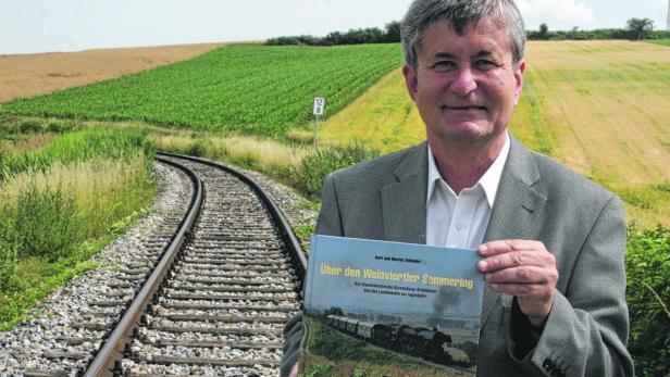 Verleger Ulrich Winkler-Hermaden am steilsten Stück der Strecke bei Mollmannsdorf