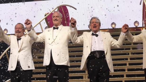 Monty Python Live (mostly) Bei ihrer Comeback-Show bejubelt: Monty Pythons mit Michael Palin, Terry Gilliam, John Cleese, Terry Jones und Eric Idle