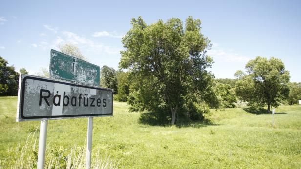 Im ungarischen Szentgotthard-Rabafüzes wurde die Leiche des 16-Jährigen gefunden.
